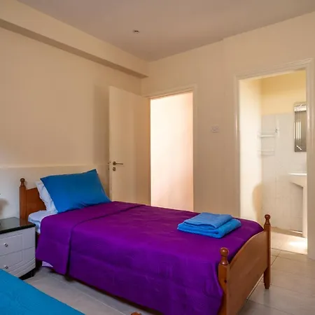 Lägenhet Color Cyprus Duplex 2 Bedroom On Seaside